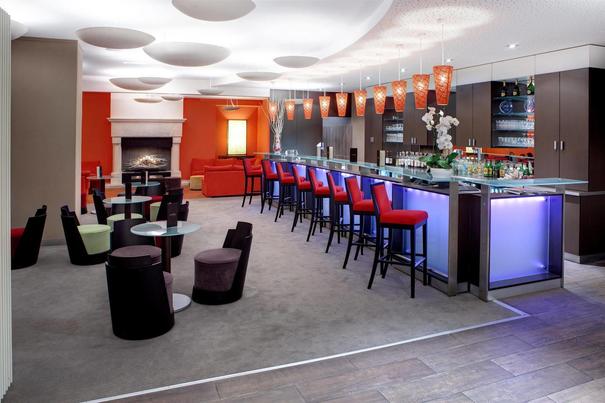 Best Western Plus L'Oree Paris Sud Saulx-les-Chartreux Restauracja zdjęcie